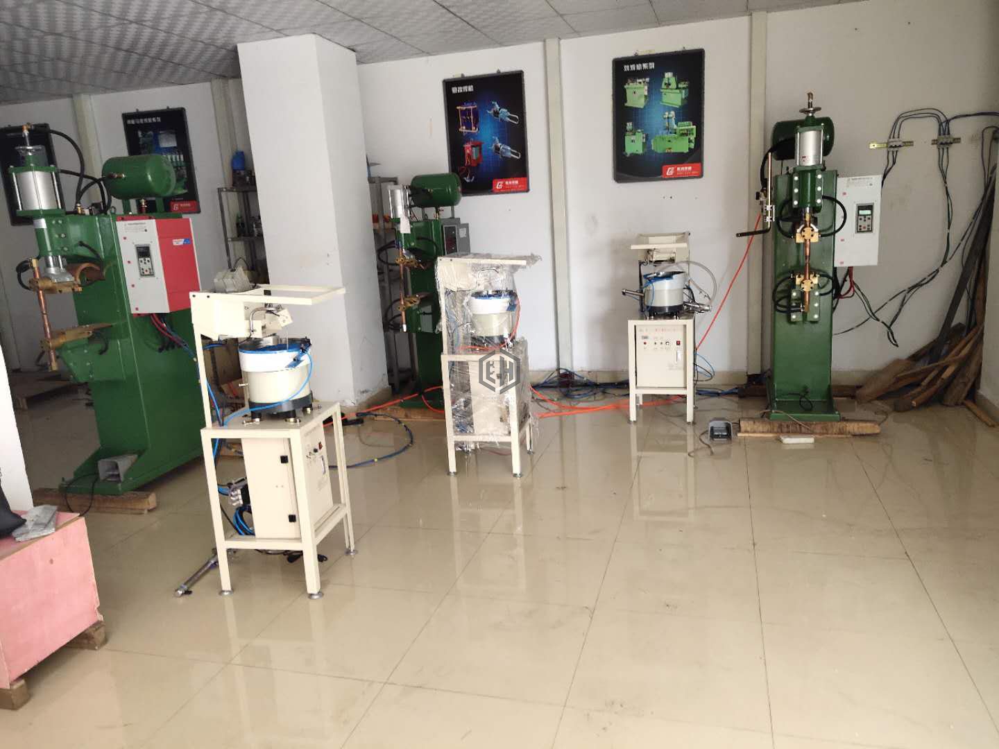 自動螺母輸送機